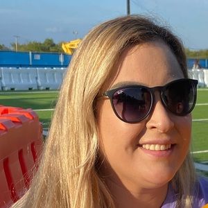 Meet your Posher, Araceli